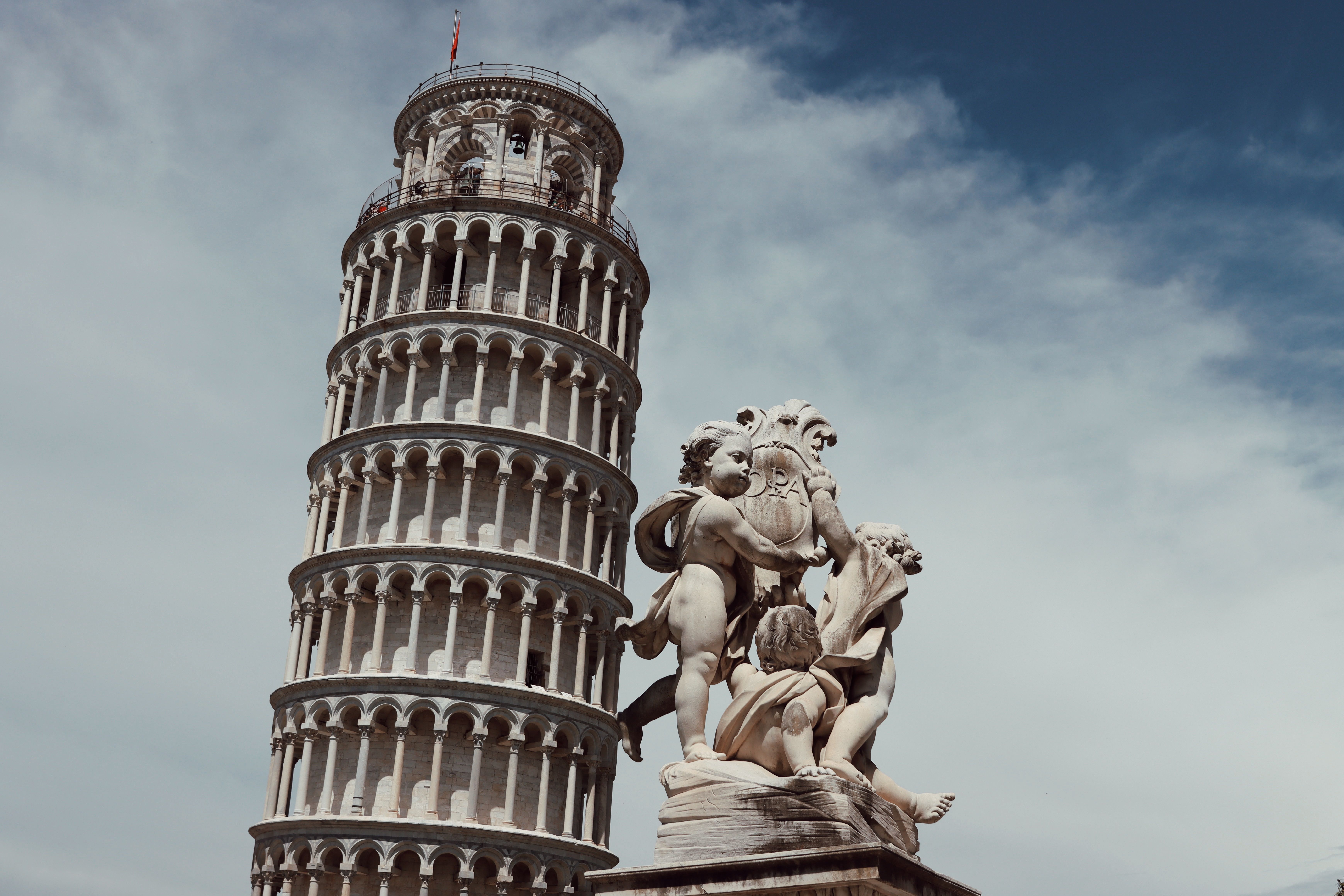 Ingressos Torre de Pisa - Foto de Efrem Efre no Pexels
