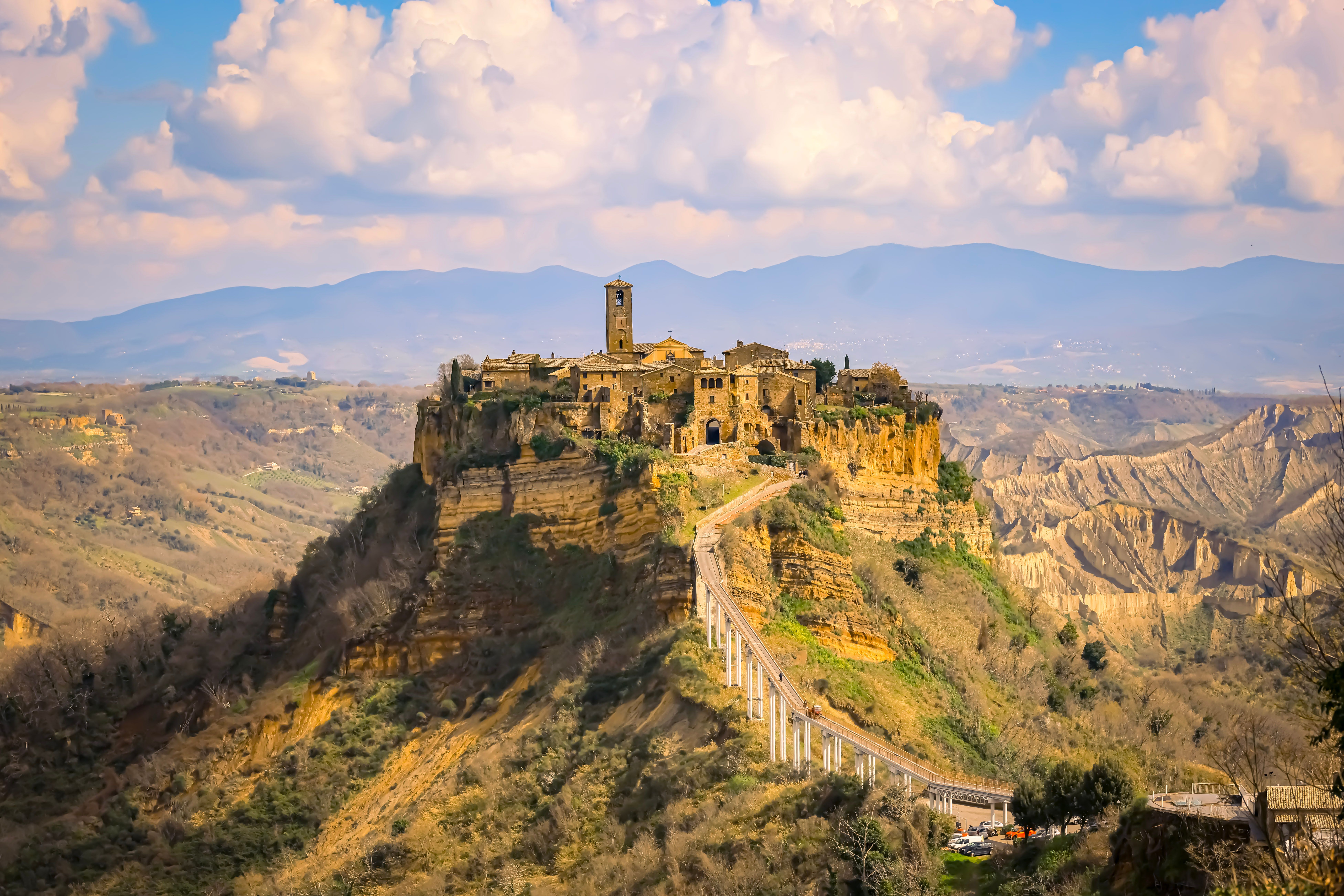 Civita di Bagnoregio - 5 Cidades Perto de Roma - Foto de Mike Huang no Pexels